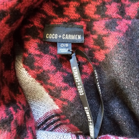 Coco+Carmen Red Black Patchwork Cardigan Poncho Size Womens One Size - Picture 7 of 9